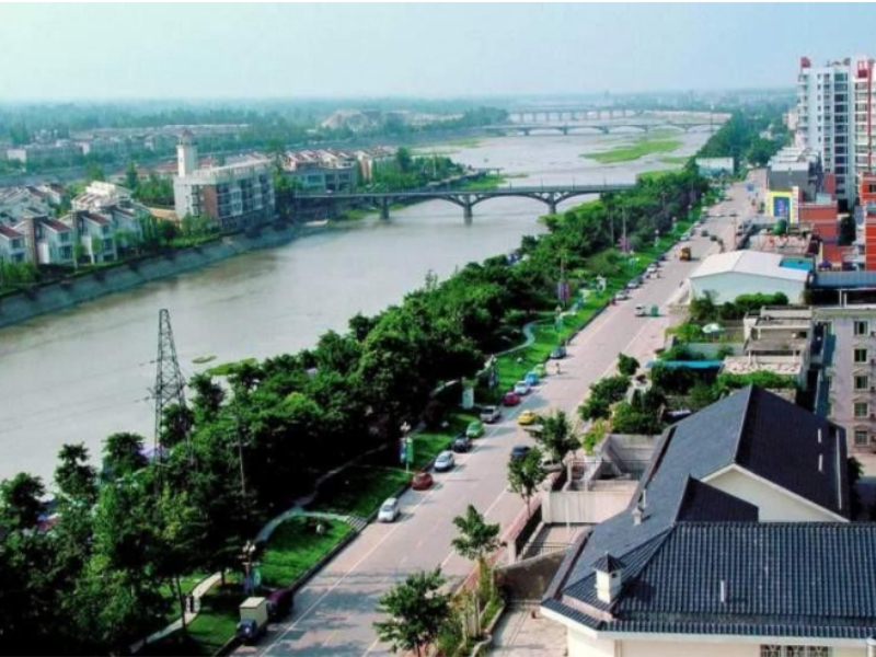 崇州市滨河路景观改造工程