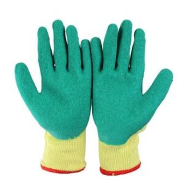 黄线绿胶手套