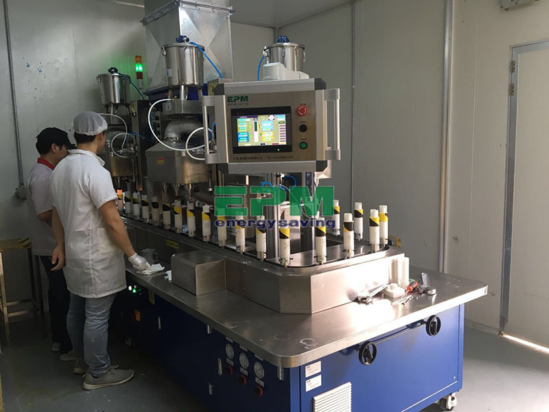 Four-station cosmetic inner spraying production line