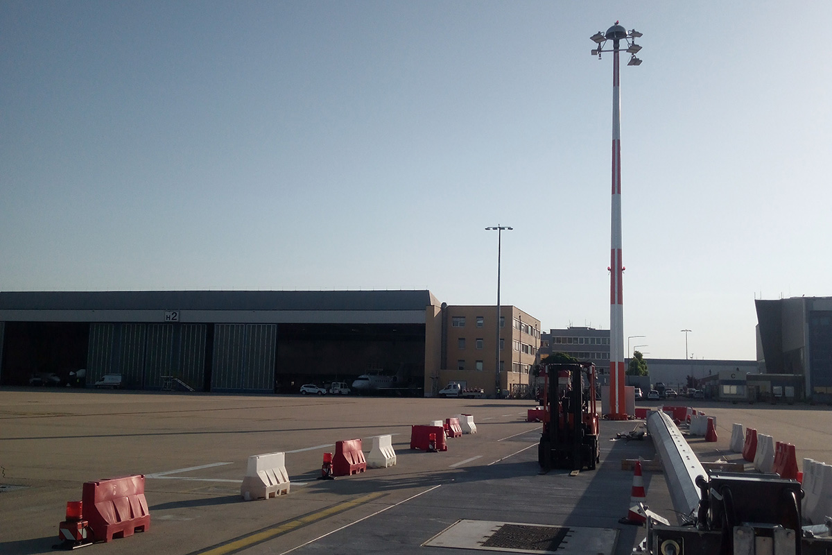 德国科隆-波恩机场停机坪照明系统项目 | 2022