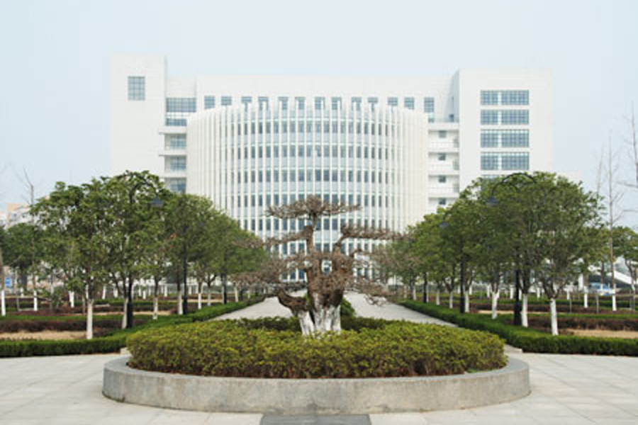  武汉工业大学新校区工程