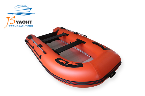 Flat bottom inflatable boat
