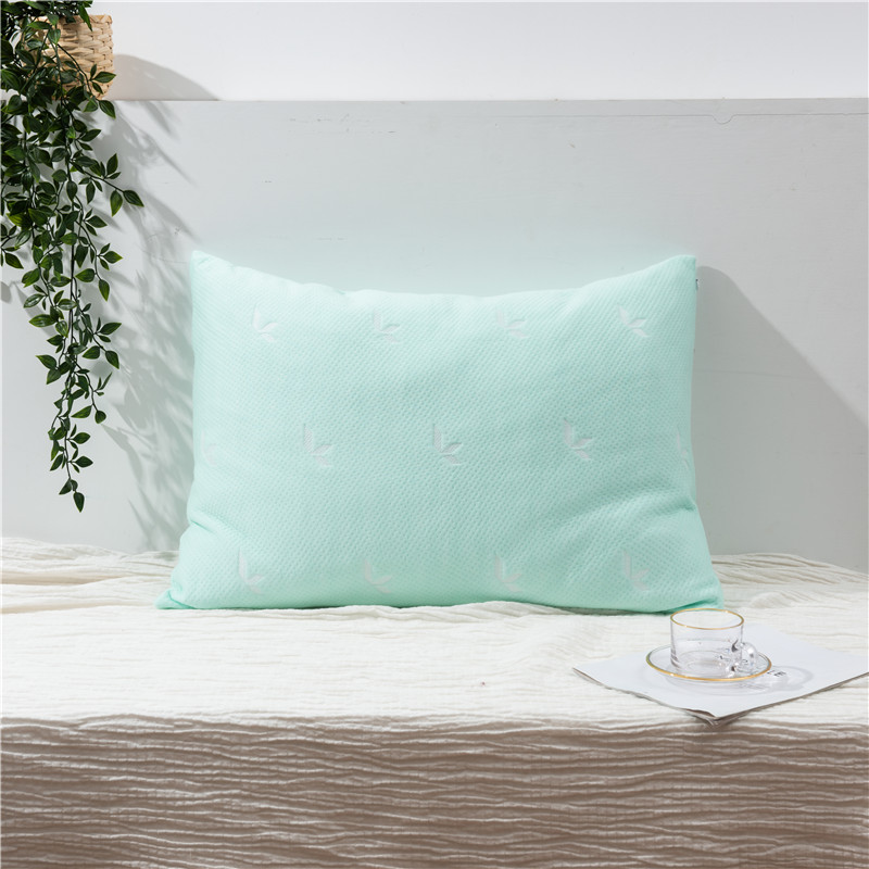 ORT2LY09 tencel pillow (OKO BSCI)