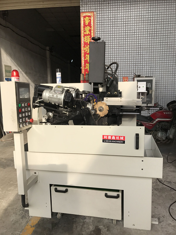 LDX-Full CNC four-axis linkage flying knife grinding machine