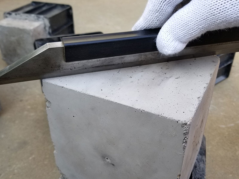 Test method for strength of cement mortar
