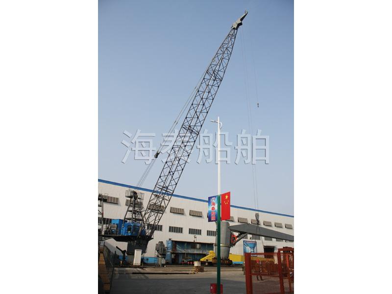 Electric hydraulic offshore cranes (meet API 2C specification)