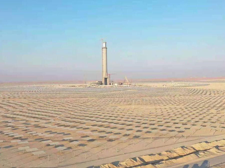 Construction of tower power generation pile foundation for 700MW solar power station in Dubai, United Arab Emirates