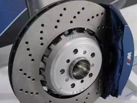 The difference between car brake ventilated disc and disc