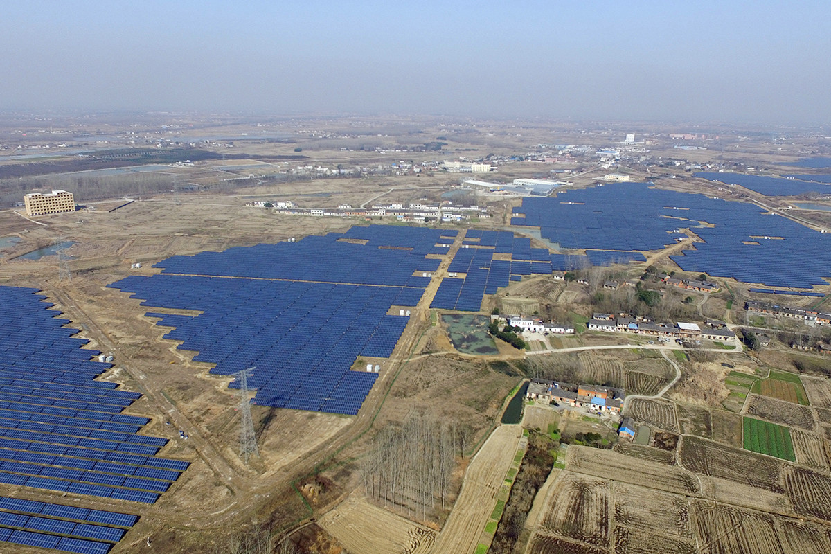 中国の20MW太陽光発電所
