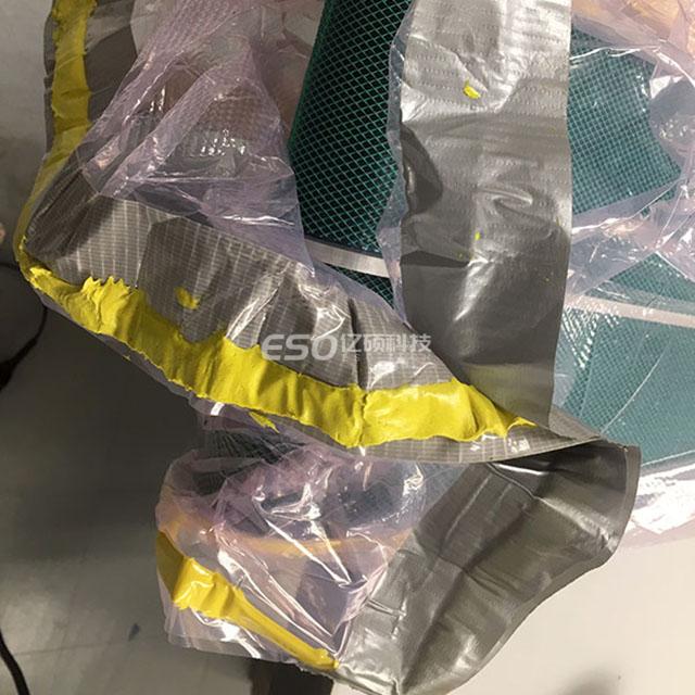 Vacuum bag putty tape