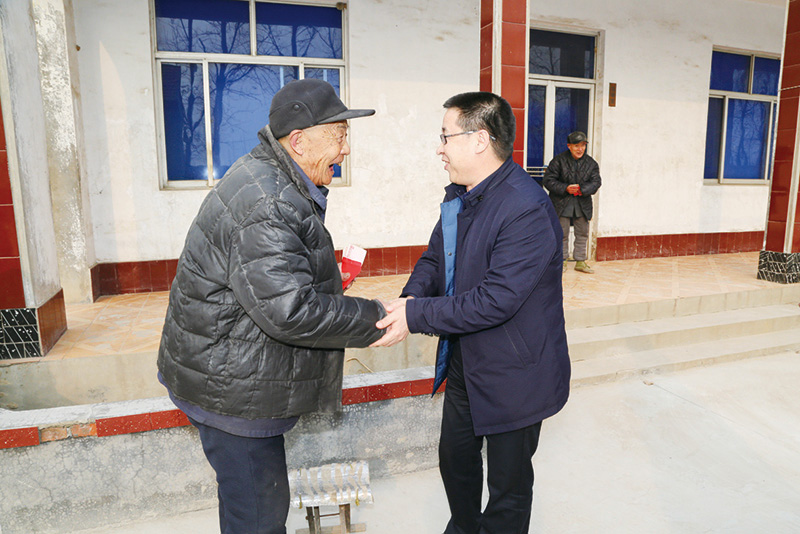 Tianjin Juncheng Pipeline Industry Group cares for the vulnerable groups in the society -- donates money for the nursing home