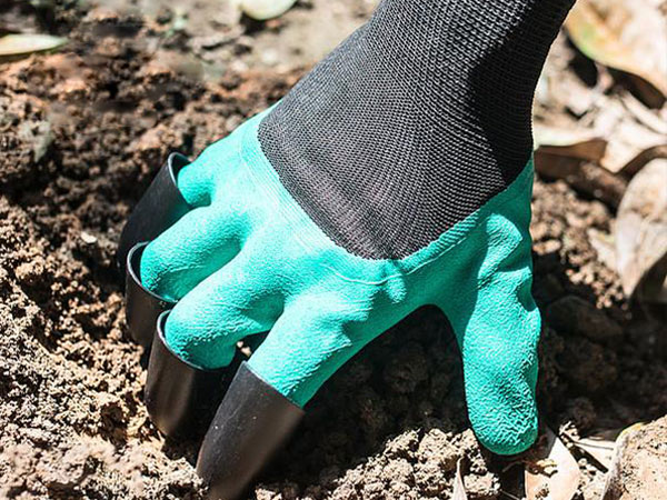 What are the areas where labor protection gloves are widely used