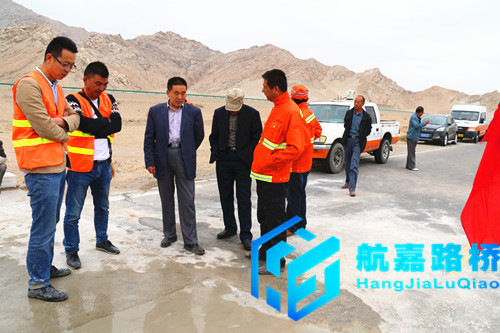 甘肃省公路养护中心积极探索桥梁修补新材料