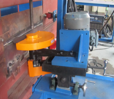 Weld seam high grinding machine / root cleaning machine