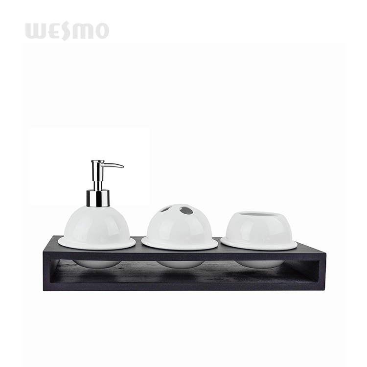 manufacturer supply ceramic and wooden toilet decoration bathroom accessories set