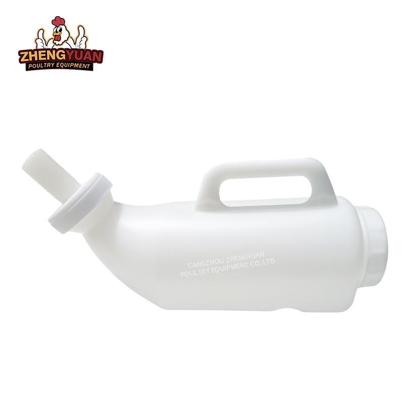 Farm Equipment Plastic 2L  Horizontal Lamb Bite-resistant with handle feeding milk bottle for cow Animal Nipple Drinking Bottle