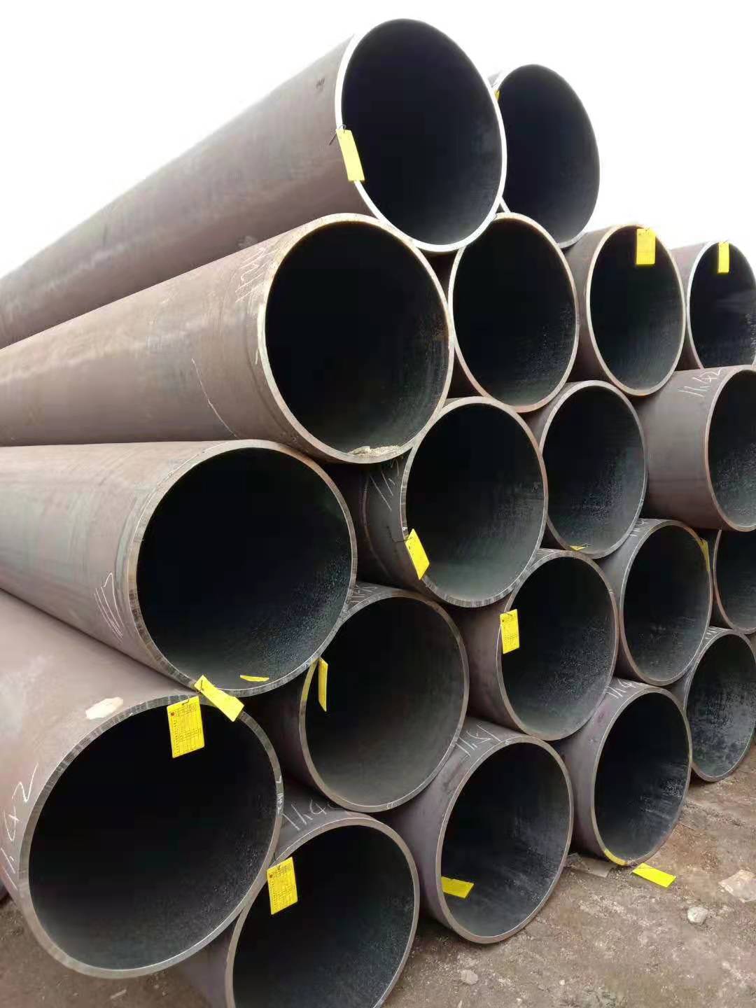 Large diameter heavy wall seamless pipe