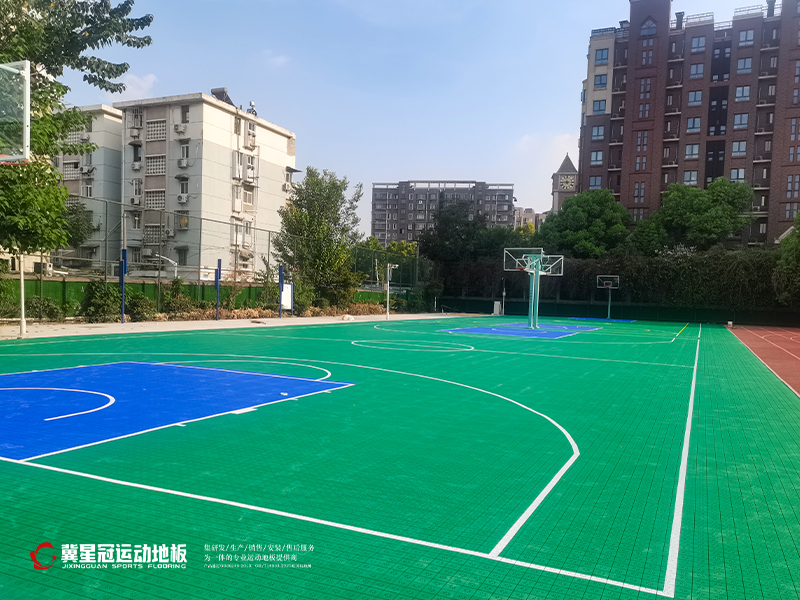 江苏南京南湖第二中学篮球场