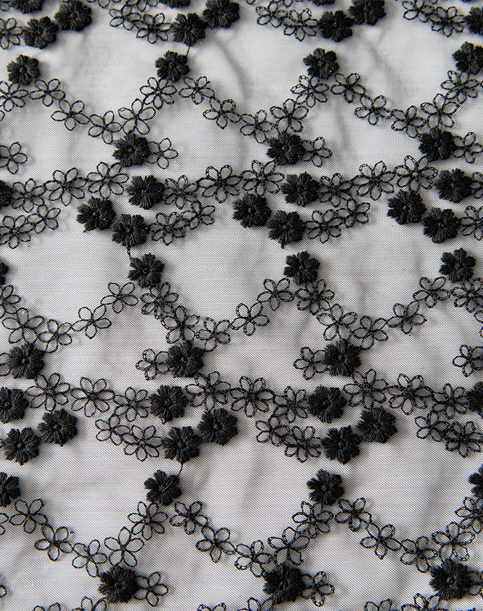 Mesh embroidery