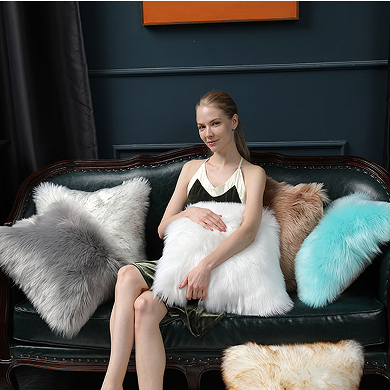 Custom Plush Cushion Case Factory Talks About Choosing the Material of Sofa Cushion