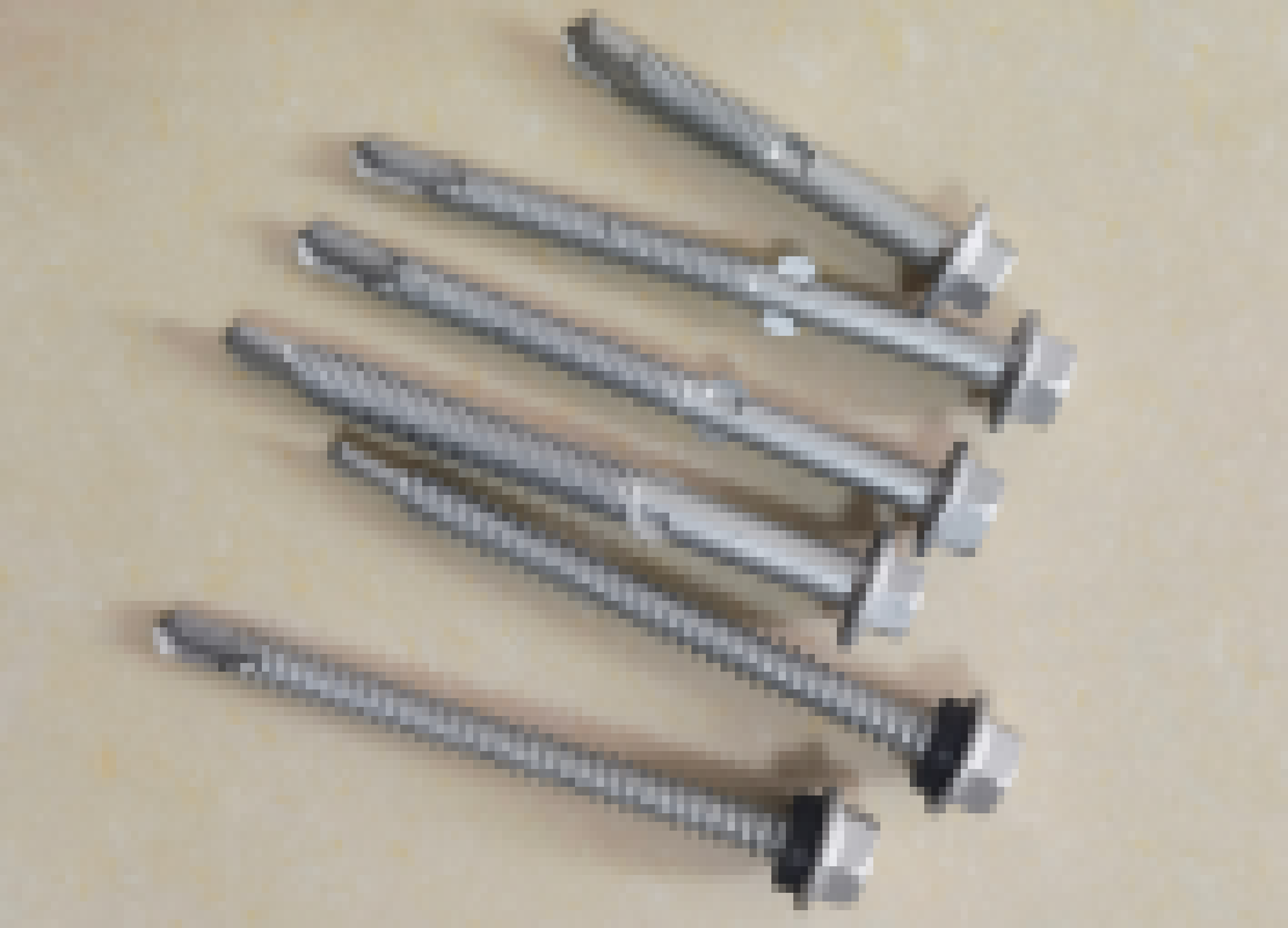 Hexagonal self-reaming anti-corrosion screws