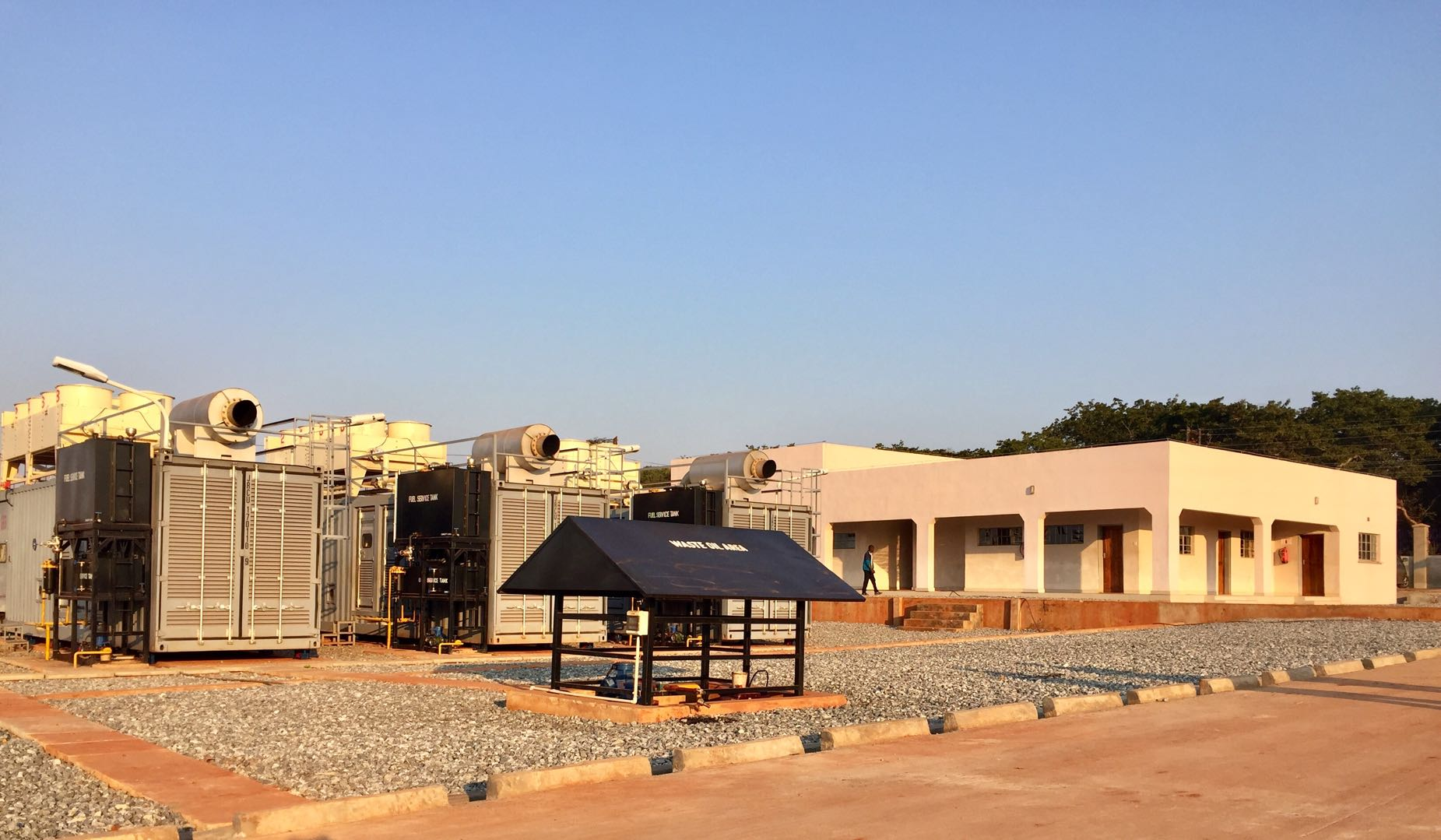 马拉维国家电网利隆圭和姆祖祖供电站设备基础和办公用房