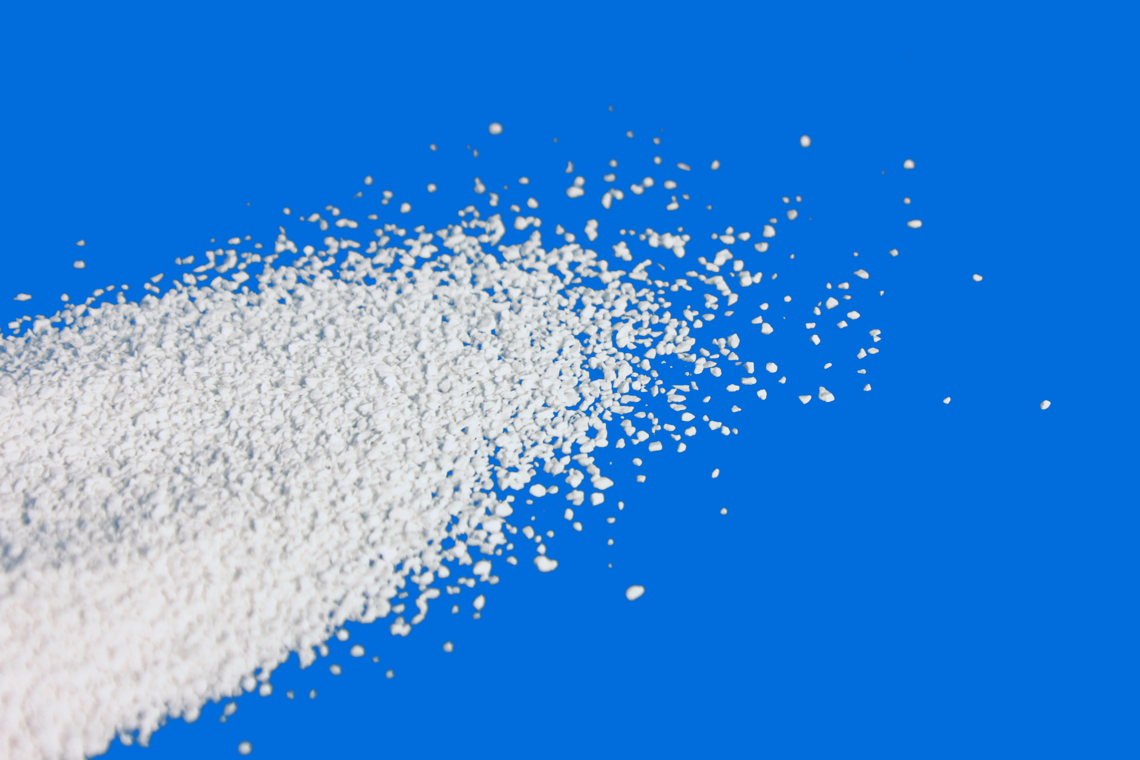 60% sodium dichloroisocyanurate granules (8-30 mesh) (20-60 mesh) 