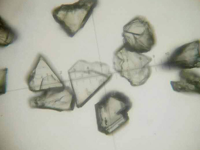Diamond crushing material