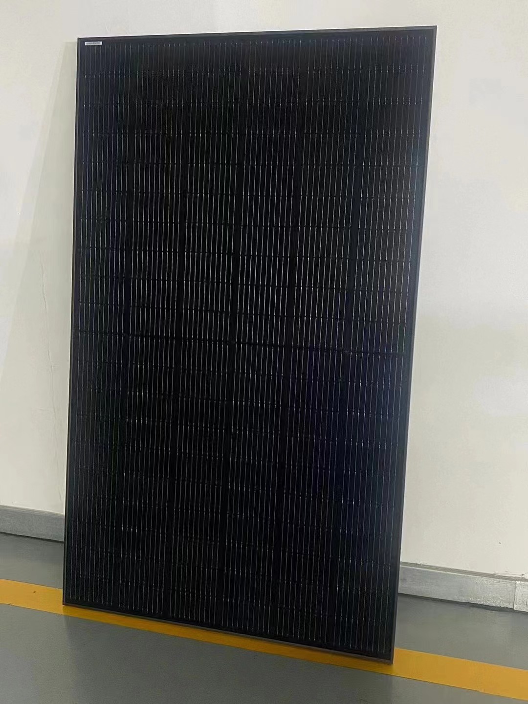 Delivery to Poland 450W black version solar panels