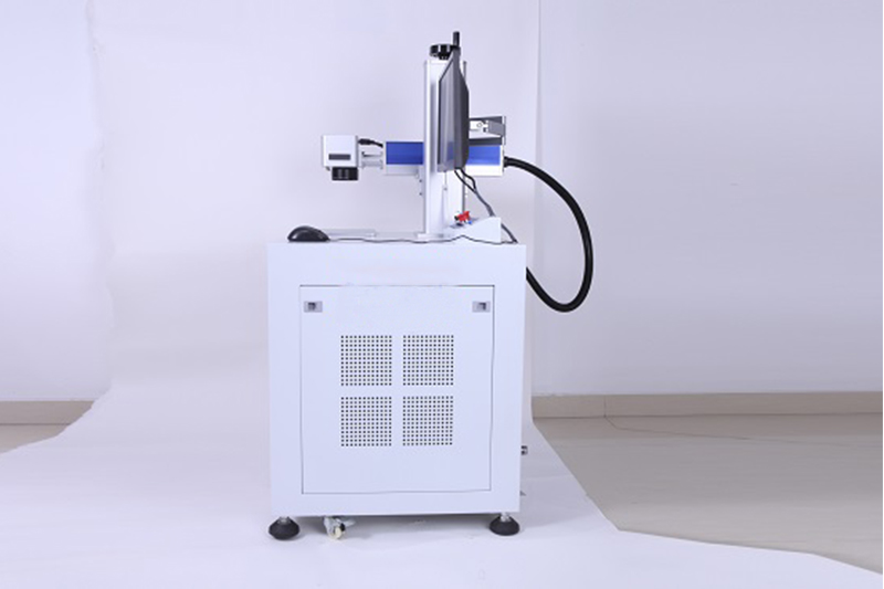 Laser marking machine suppliers tell you how to select hand laser marking machine