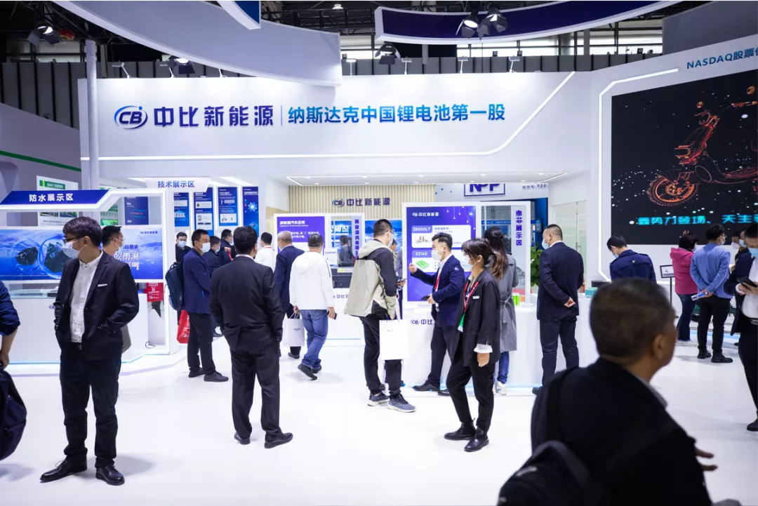 The third-generation safety lithium battery specially designed for the national standard electric vehicle attracted the attention of the audience. China-Beijing New Energy brought its core technology to the Nanjing Electric Auto Show