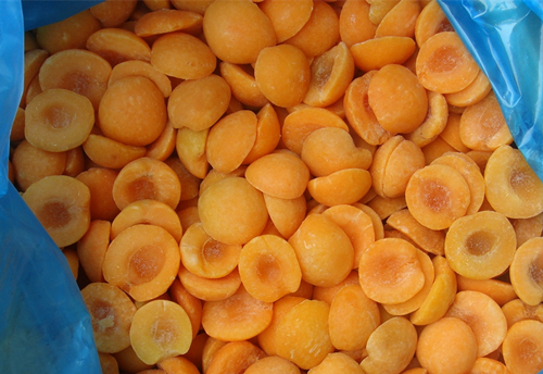 IQF Frozen apricot halves