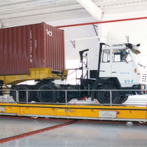 Large container inspection conveyor