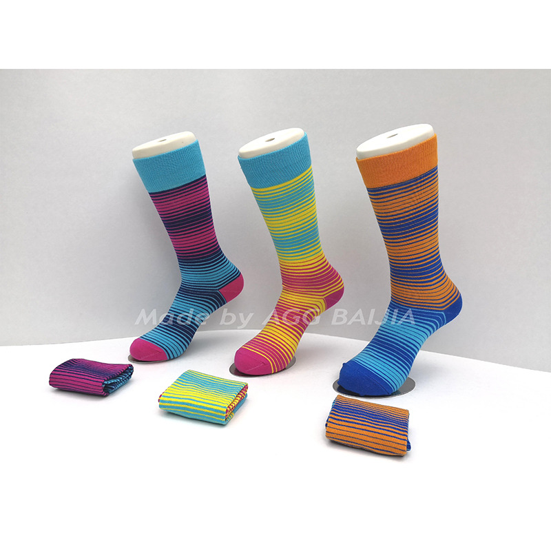 Slouch socks selection principle 
