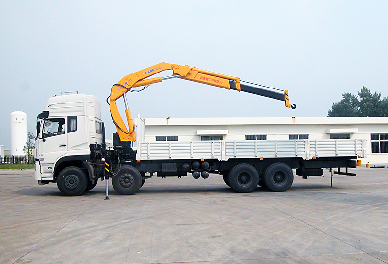 Crane truck professional manufacturer-Tianjin Sinotruk Huawo Automobile Sales Co., Ltd.