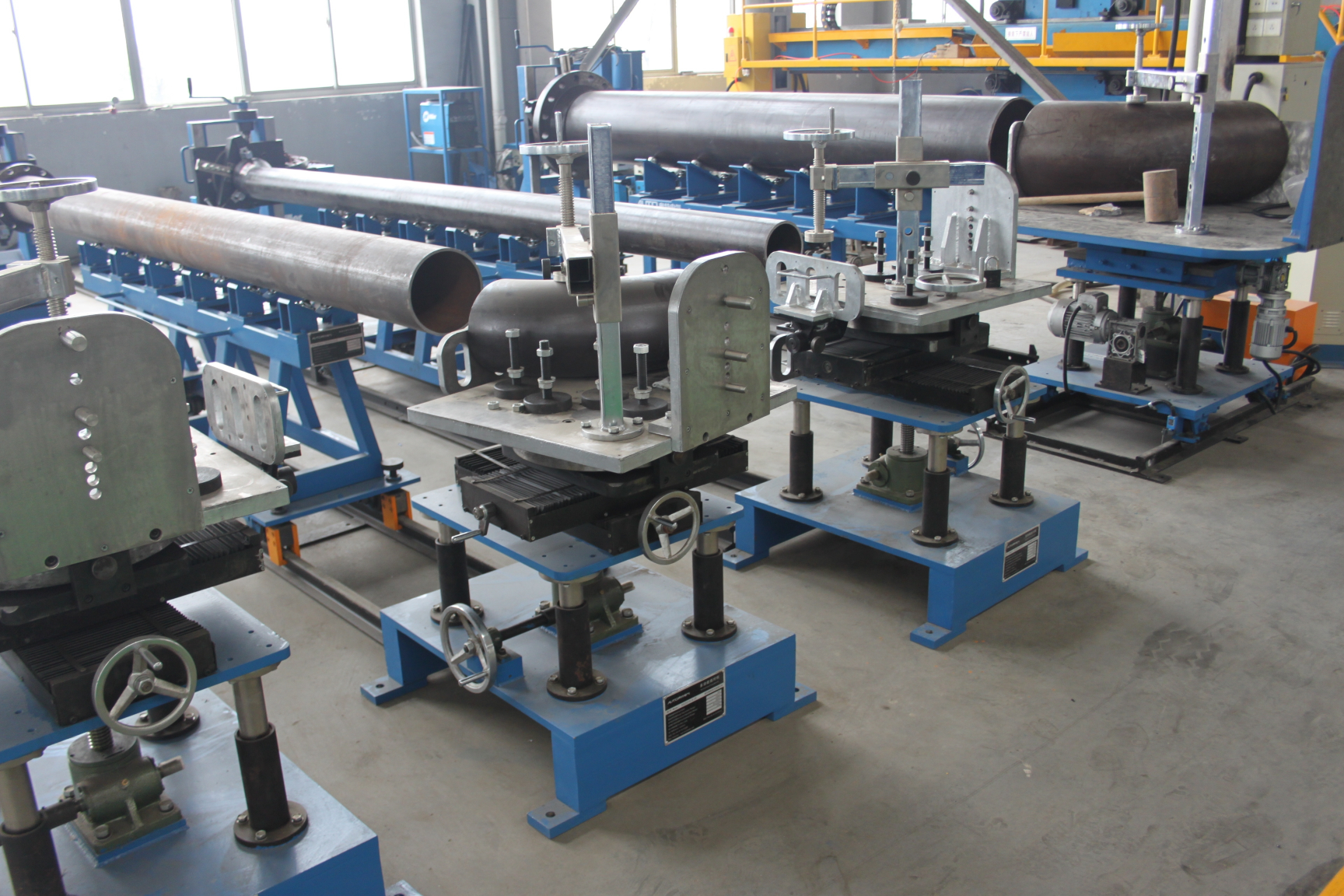 Small & Middle Diameter Pipe Multifunctional Fitting-up Station