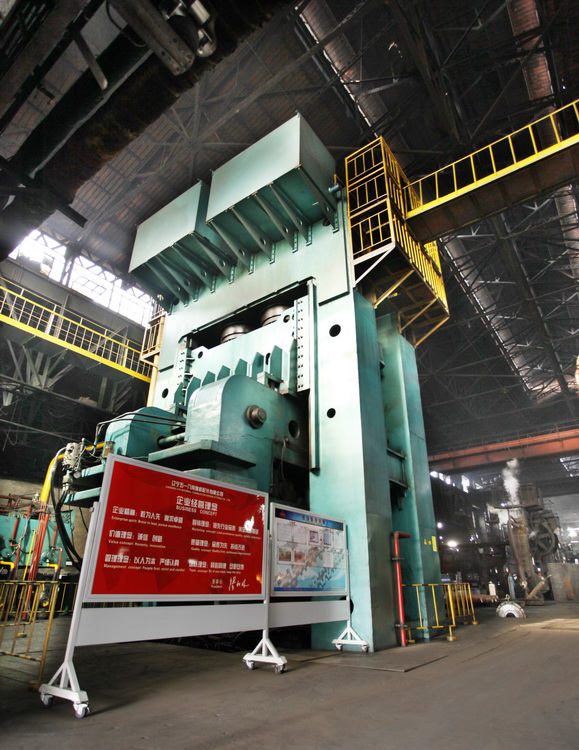 6000 Tonnen Vollfaser-Stauchmaschine