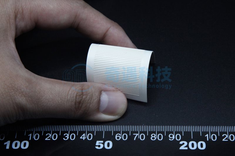 3D打印钛酸钡带台阶三维声子晶体