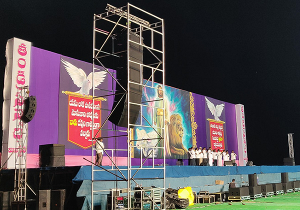 Unleashing the Power of ZSOUND Line Array Speakers at a Touring Festival in India