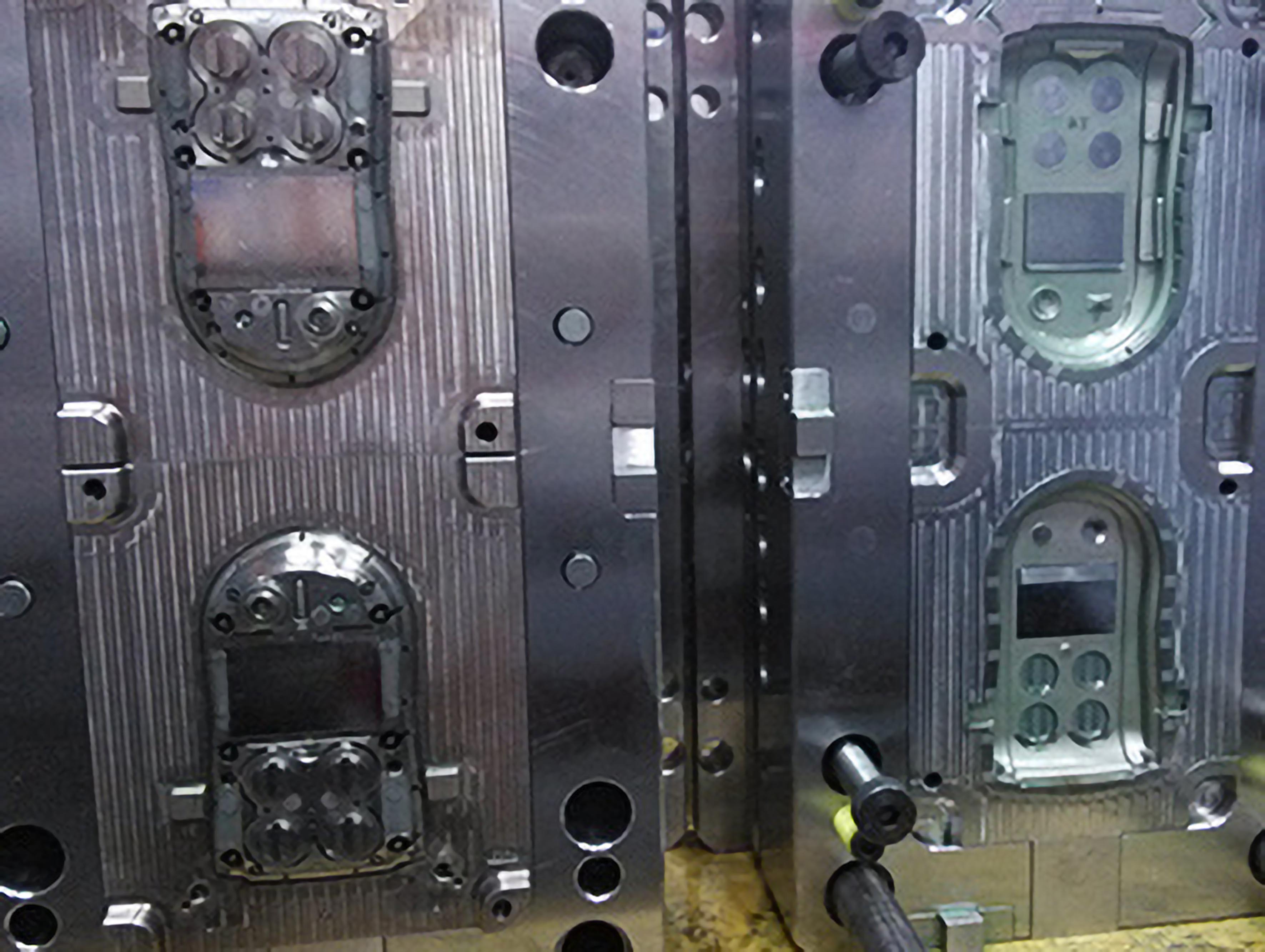 Two-colour injection mold