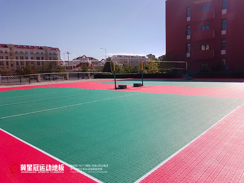 内蒙古乌审旗第二实验小学排球场