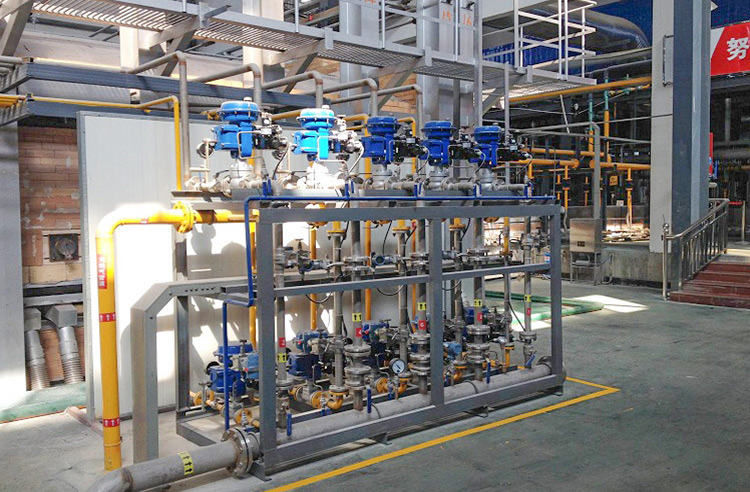 Pure oxygen combustion flow control station for 30,000 tons of medium alkali kiln