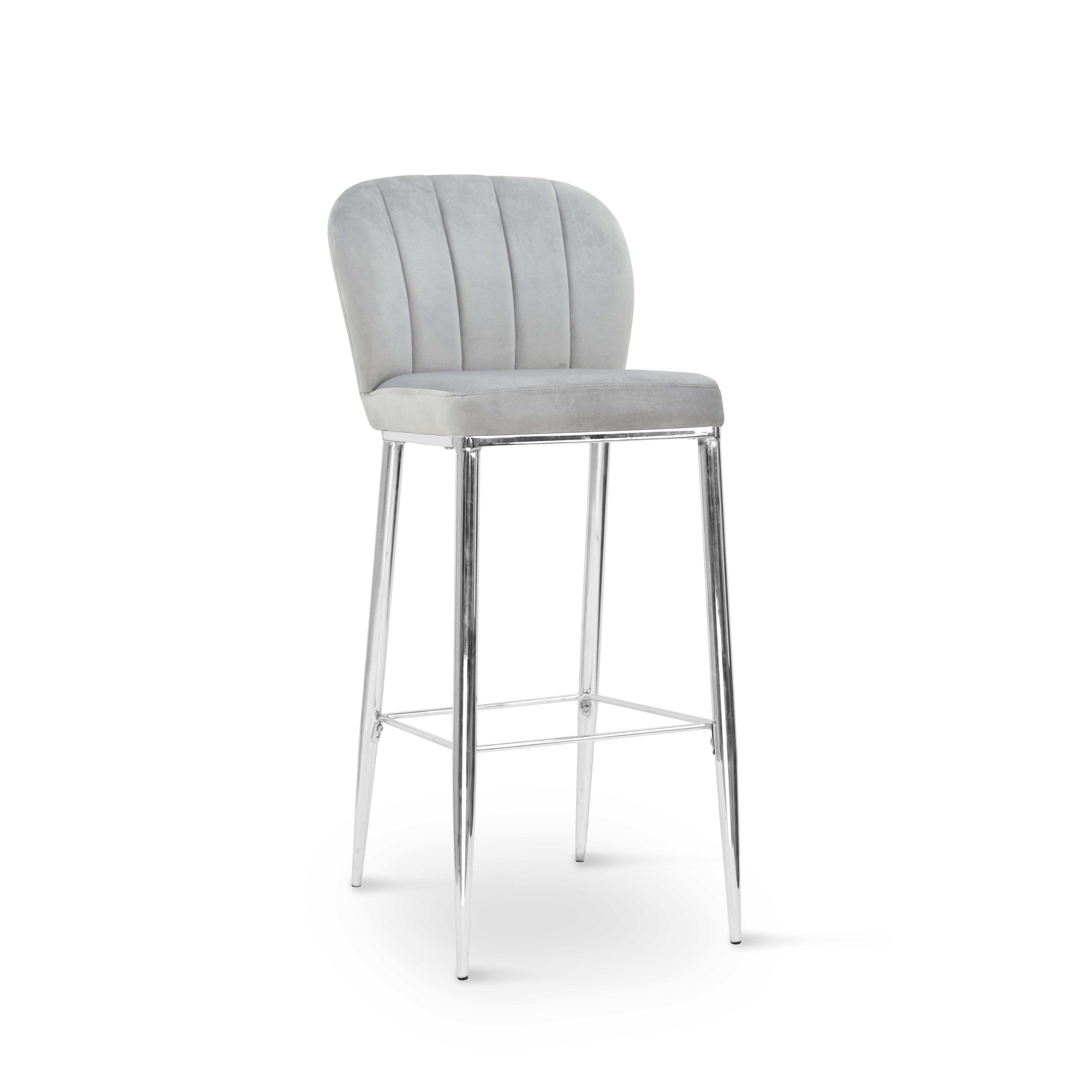 Серый бархатный барный стул с хромированными ножками
