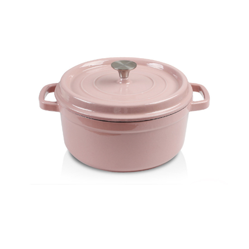 What are the reasons why the 22cm enamel pot is a good helper in the kitchen