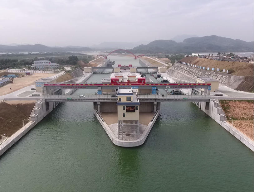 广东省北江（曲江乌石至三水河口）航道扩能升级工程飞来峡枢纽二、三线船闸工程
