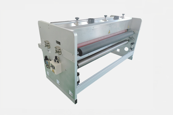 Special discharge system for high speed production line