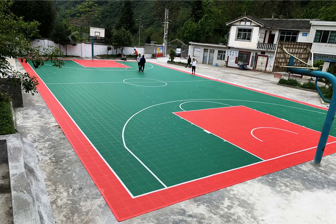 贵州赫章县关地村篮球场